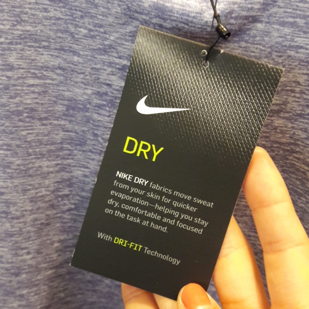 Brand New Nike Running Drifit Long Sleeve Pullover - Picture 4 of 4